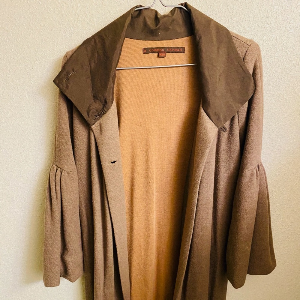 A common thread  - Women’s MEDIUM